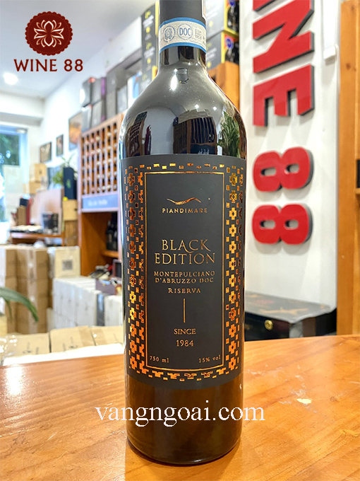 Rượu Vang Ý Black Edition Montepulciano D Abruzzo Riserva DOC 