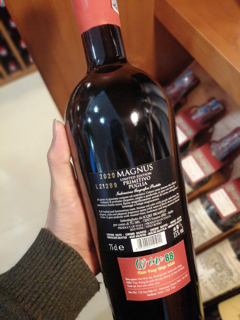 Rượu vang Ý Magnus Primitivo